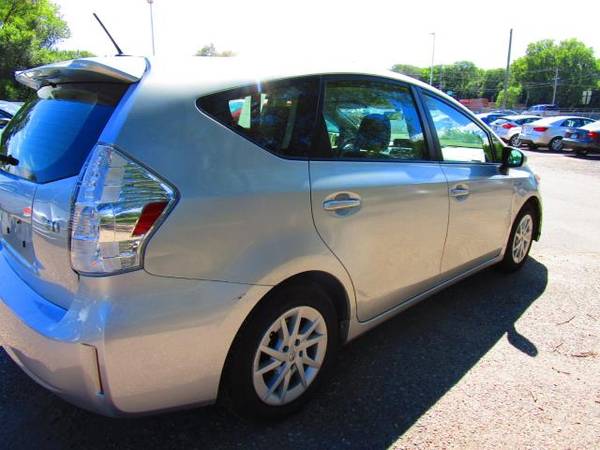 2012 Toyota Prius V 5dr Wgn Three (Natl) - cars & trucks - by dealer... for sale in Saint Paul, MN – photo 5