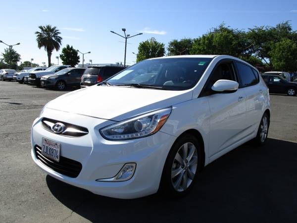 2014 Hyundai ACCENT RECENTLY SMOGGED - BLUETOOTH - GAS SAVER - GREAT for sale in Sacramento , CA – photo 2