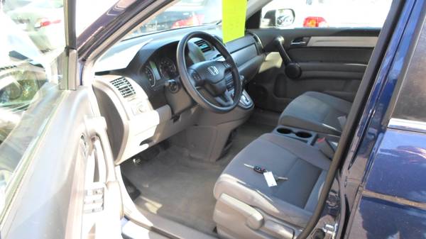 2011 Honda CR-V SE - - by dealer - vehicle automotive for sale in Appleton, WI – photo 5