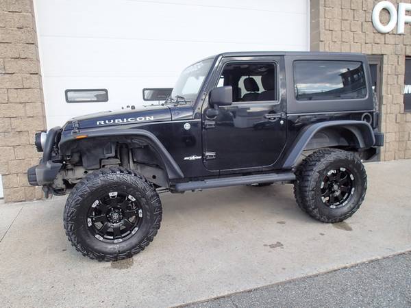 2012 Jeep Wrangler 6 cyl, 6-speed, Lifted, 21, 000 miles! - cars & for sale in Chicopee, NY – photo 3