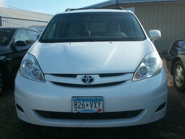 2010 TOYOTA SIENNA - cars & trucks - by dealer - vehicle automotive... for sale in VADNAIS HEIGHTS, MN – photo 2