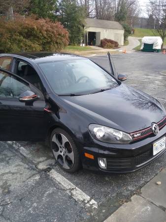 Beautiful 2011 vw gti - cars & trucks - by owner - vehicle... for sale in Fairfax, District Of Columbia – photo 3