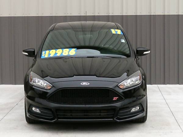 2017 Ford Focus ST Hatchback-31k Miles! Runs and Drives Excellent! -... for sale in Silvis, IA – photo 3