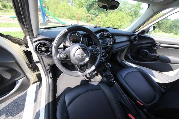 2015 mini cooper hardtop 4 dr (Price Dropped) - cars & trucks - by... for sale in Warrendale, PA – photo 5