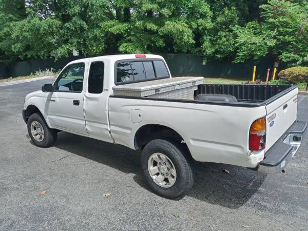 2000 Toyota Tacoma prerunner 4 CYLINDER auto - - by for sale in Lawrenceville, GA – photo 10