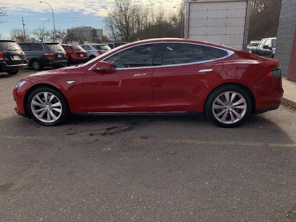 2014 Tesla Model S 4dr Sdn 60 kWh Battery - cars & trucks - by... for sale in South St. Paul, MN – photo 4
