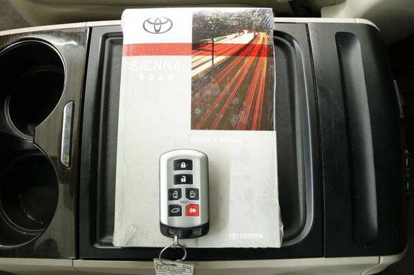 LOADED White SIENNA 2018 Toyota XLE Mini Van DVD - NAVIGATION for sale in clinton, OK – photo 13