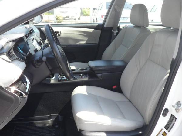2018 Toyota Avalon Hybrid XLE Premium 4dr Sedan - No Dealer Fees! -... for sale in Colorado Springs, CO – photo 13
