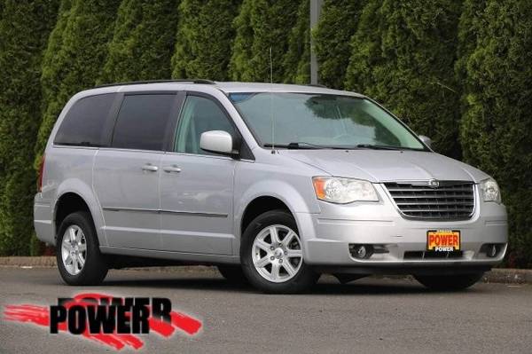 2010 Chrysler Town & Country Touring Minivan, Passenger for sale in Salem, OR – photo 5