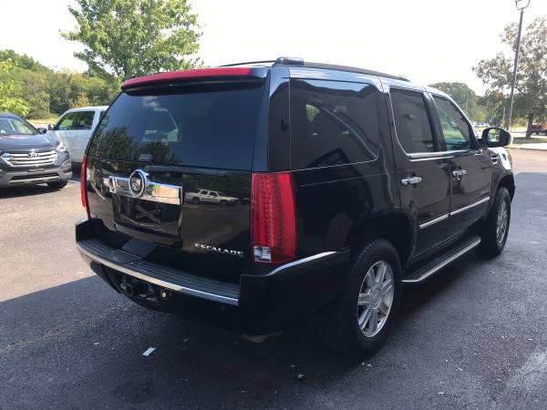 2009 Cadillac Escalade for sale in Southaven, TN – photo 5