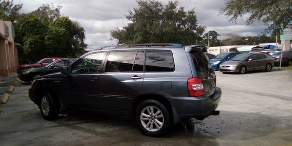 2007 Toyota Highlander - Financing Available! - cars & trucks - by... for sale in Fort Pierce, FL – photo 9