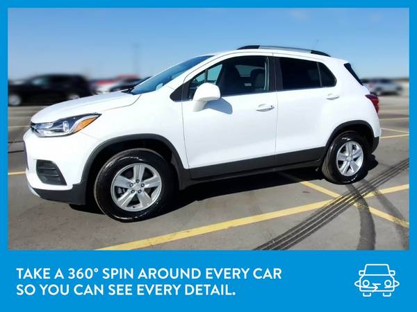 2019 Chevy Chevrolet Trax LT Sport Utility 4D hatchback White for sale in Columbus, GA – photo 3