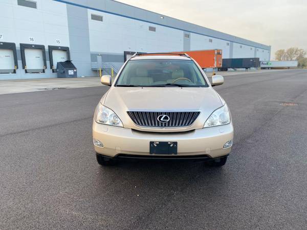 2005 Lexus RX330 All wheel Drive CLEAN - cars & trucks - by owner -... for sale in Lake Bluff, IL – photo 2