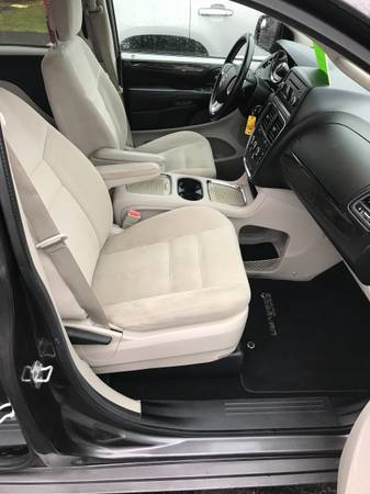 2015 Dodge Grand Caravan, Extra Nice! only 123k miles - cars &... for sale in Appleton, WI – photo 8