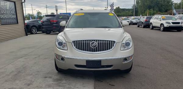 **ALL-WHEEL DRIVE!! 2010 Buick Enclave AWD 4dr CXL w/2XL for sale in Chesaning, MI – photo 2