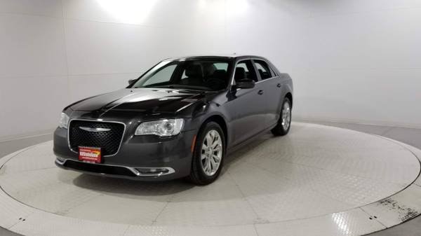2016 Chrysler 300 4dr Sedan Limited AWD Granit for sale in Jersey City, NY – photo 9