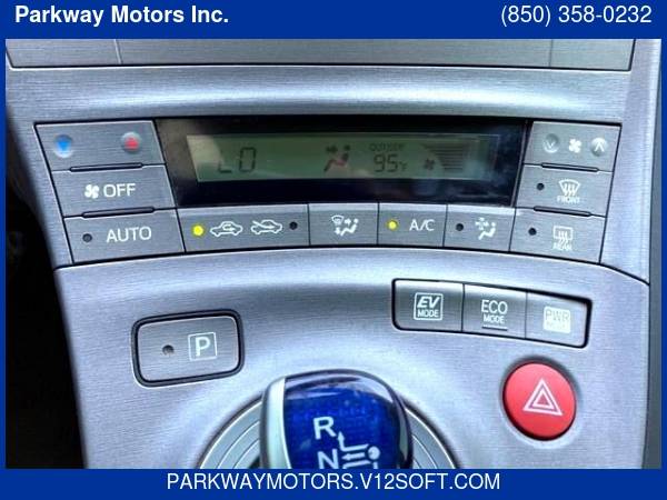 2015 Toyota Prius 5dr HB Four (Natl) *Very clean and has been well... for sale in Panama City, FL – photo 18