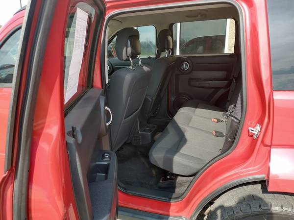 2011 Dodge Nitro Heat - - by dealer - vehicle for sale in Erie, PA – photo 13