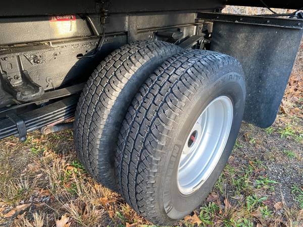 2015 GMC Sierra 3500HD 4-Wheeel Drive Mason Dump Truck - cars &... for sale in Waterford, CT – photo 7