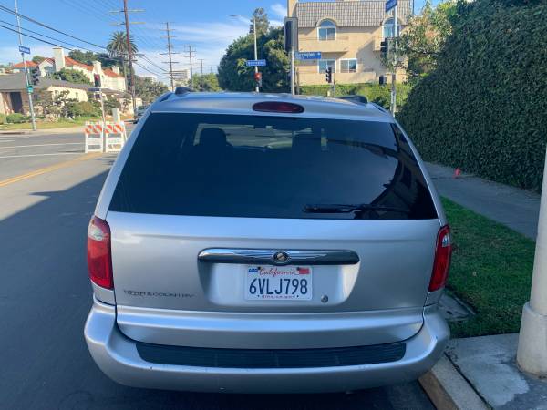 Dodge/Chrysler Town&Country 2006 minivan LOW MILES!!! 141k - cars &... for sale in Los Angeles, CA – photo 3