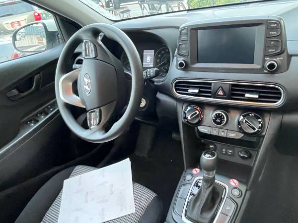 2021 Hyundai Kona SE AWD 2K MILES ONLY - - by for sale in South Everett-Hwy 99 WE DELIVER, WA – photo 4