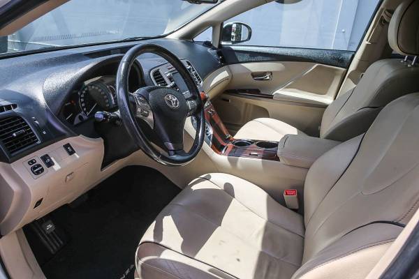 2009 Toyota Venza 5Door V6 Sedan With Panoramic Glass Roof and for sale in Sacramento , CA – photo 15
