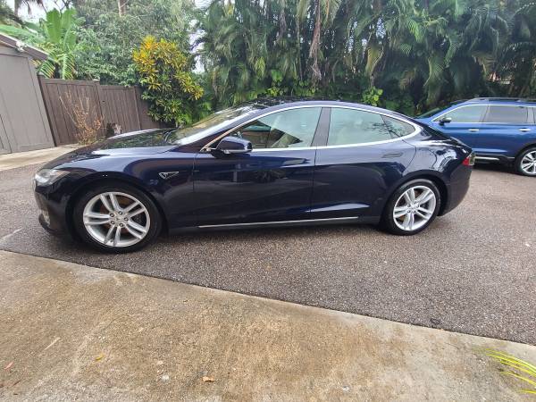 2015 Tesla Model S 85D - cars & trucks - by owner - vehicle... for sale in Fort Myers, FL – photo 2