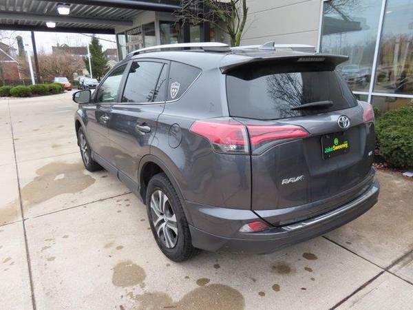2018 Toyota RAV4 LE - SUV - - by dealer - vehicle for sale in Cincinnati, OH – photo 8