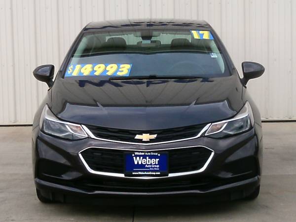 2017 Chevrolet Cruze LT-Very Well Maintained! Excellent Condition! -... for sale in Silvis, IA – photo 4
