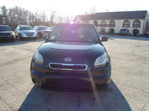 2011 Kia Soul One Hands Free Bluetooth 1 owner**1 year Warranty** -... for sale in hampstead, RI – photo 2