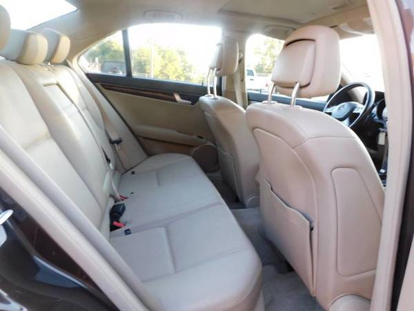 Mercedes Benz C 300 Sport 4dr Sedan 4MATIC Clean Car Loaded Sunroof... for sale in Columbia, SC – photo 11