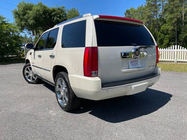 2013 CADILLAC ESCALADE, Luxury 4dr SUV, Stock 11477 for sale in Conway, SC – photo 5