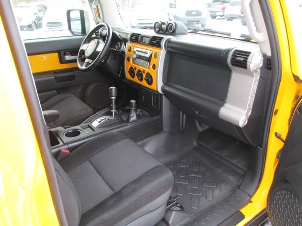 2008 TOYOTA FJ CRUISER 4WD - - by dealer - vehicle for sale in Youngstown, OH – photo 5