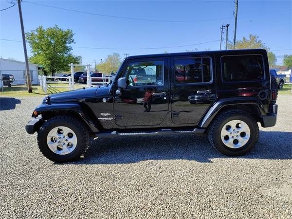 2013 Jeep Wrangler Unlimited Sahara - - by dealer for sale in Chillicothe, OH – photo 8