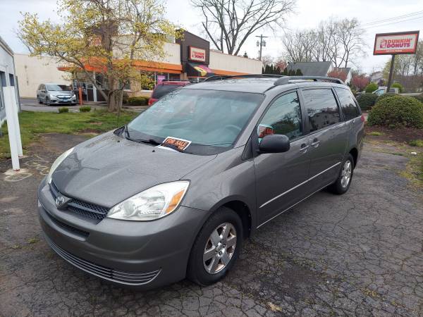 2004 toyota sienna le passenger van - - by dealer for sale in New Haven, CT – photo 5