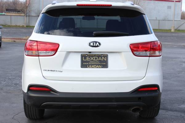 2017 Kia Sorento LX AWD WITH CONVENIENCE PACKAGE W - cars & for sale in milwaukee, WI – photo 15