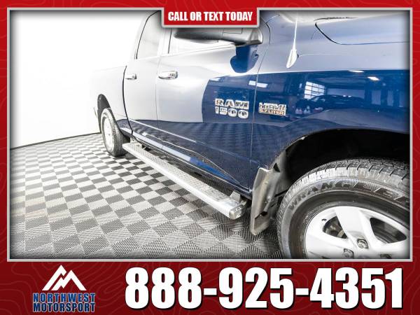 2017 Dodge Ram 1500 SLT 4x4 - - by dealer - vehicle for sale in Boise, UT – photo 11