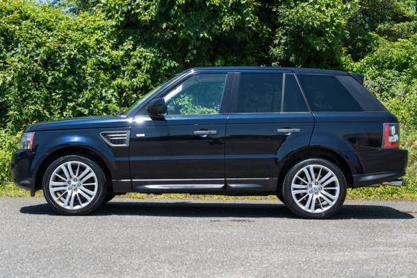 2010 LAND ROVER RANGE ROVER SPORT LUXURY - ALL WHEEL DRIVE - LOADED WI for sale in Neptune City, NJ – photo 3