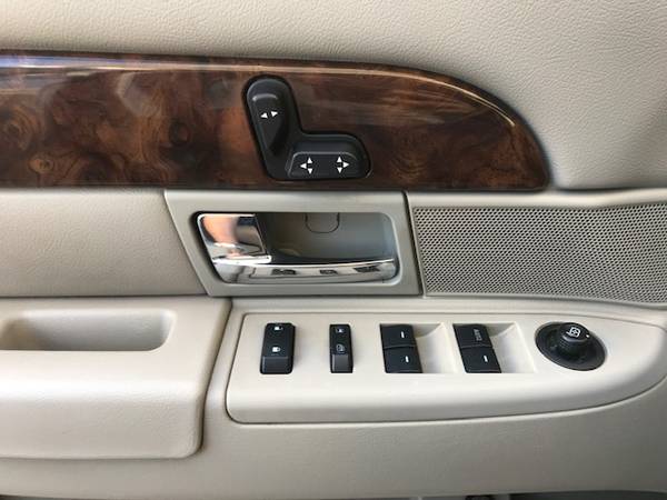 2009 Mercury Grand Marquis 4dr Sdn LS ULTIMATE EDITION for sale in Houston, TX – photo 20