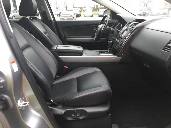 2011 Mazda CX-9Grand TouringAWD-PERFECT CARFAX! NO RUST! NO... for sale in Mason, MI – photo 15