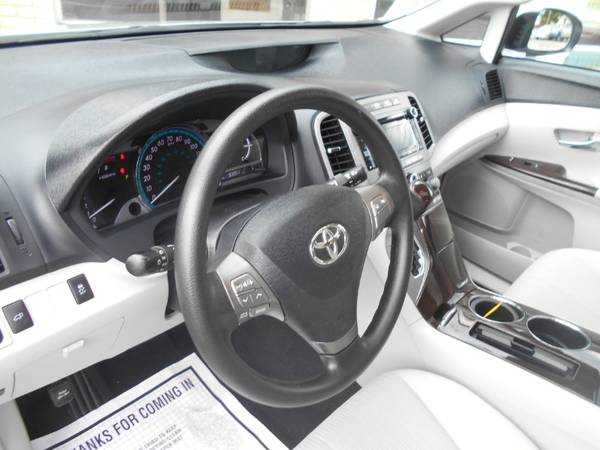 2010 Toyota Venza 4X4 I4 - - by dealer - vehicle for sale in Union, NJ – photo 11
