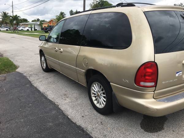 Chrysler (Van) for sale in Fort Lauderdale, FL – photo 5