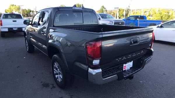 2018 Toyota Tacoma RWD Crew Cab Pickup SR5 Double Cab 5' Bed V6 4x2 AT for sale in Redding, CA – photo 7