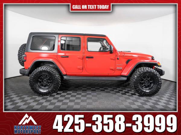 Lifted 2019 Jeep Wrangler Unlimited Sahara 4x4 for sale in Lynnwood, WA – photo 4