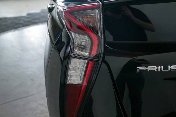 2018 Toyota Prius Four Electric Hatchback - - by for sale in Beaverton, OR – photo 15