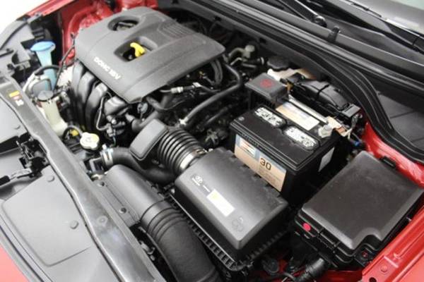 2017 Hyundai Elantra SE sedan Red for sale in Farmington, AR – photo 24