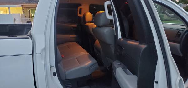 Toyota tundra 2013 - cars & trucks - by owner - vehicle automotive... for sale in Hialeah, FL – photo 4