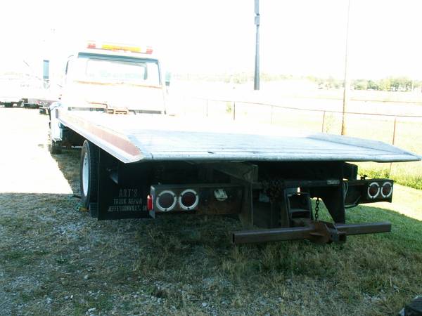 1999 IH 4700 Rollback 21' aluminum bed Century w/ wheellift wrecker for sale in Memphis, IN – photo 6