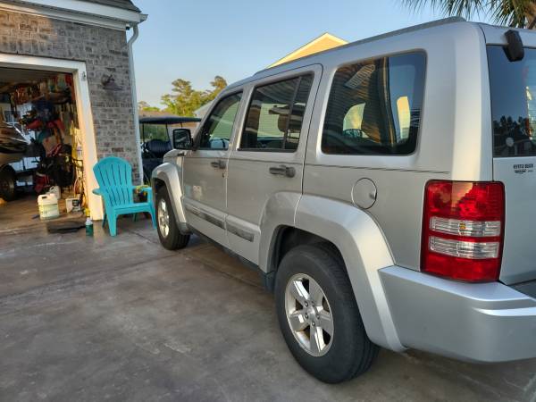 2011 jeep liberty TRADE or SELL for sale in Myrtle Beach, SC – photo 9