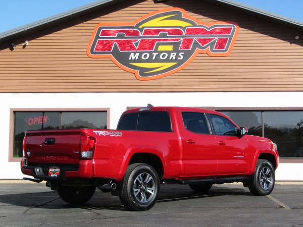 2017 Toyota Tacoma TRD Sport 4x4 - Low Miles! - - by for sale in New Glarus, WI – photo 5